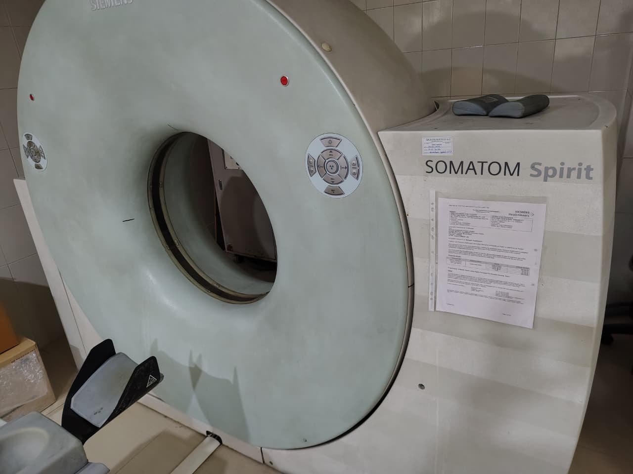 Refurbished Siemens Somatom Spirit Dual Slice - View 2